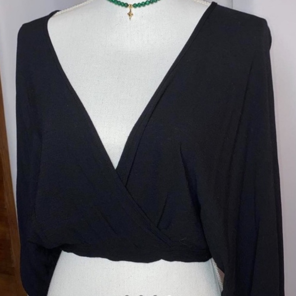 Audrey 3+1 black top